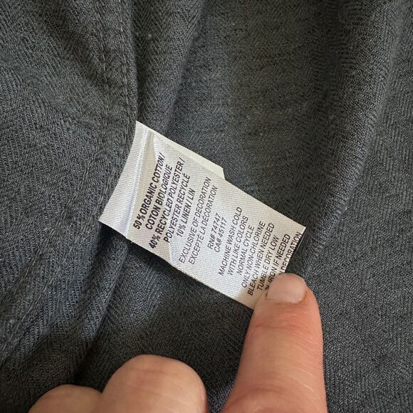 Men’s Ascend Dark Gray Herringbone Slub Button Up Shirt - Picture 6 of 7